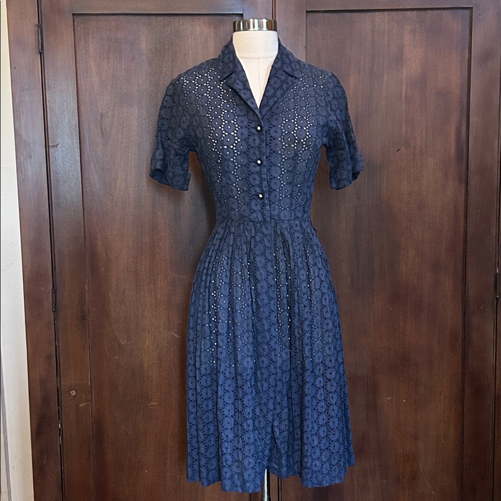 Vintage 50s Navy Eyelet Shirt Dress XS